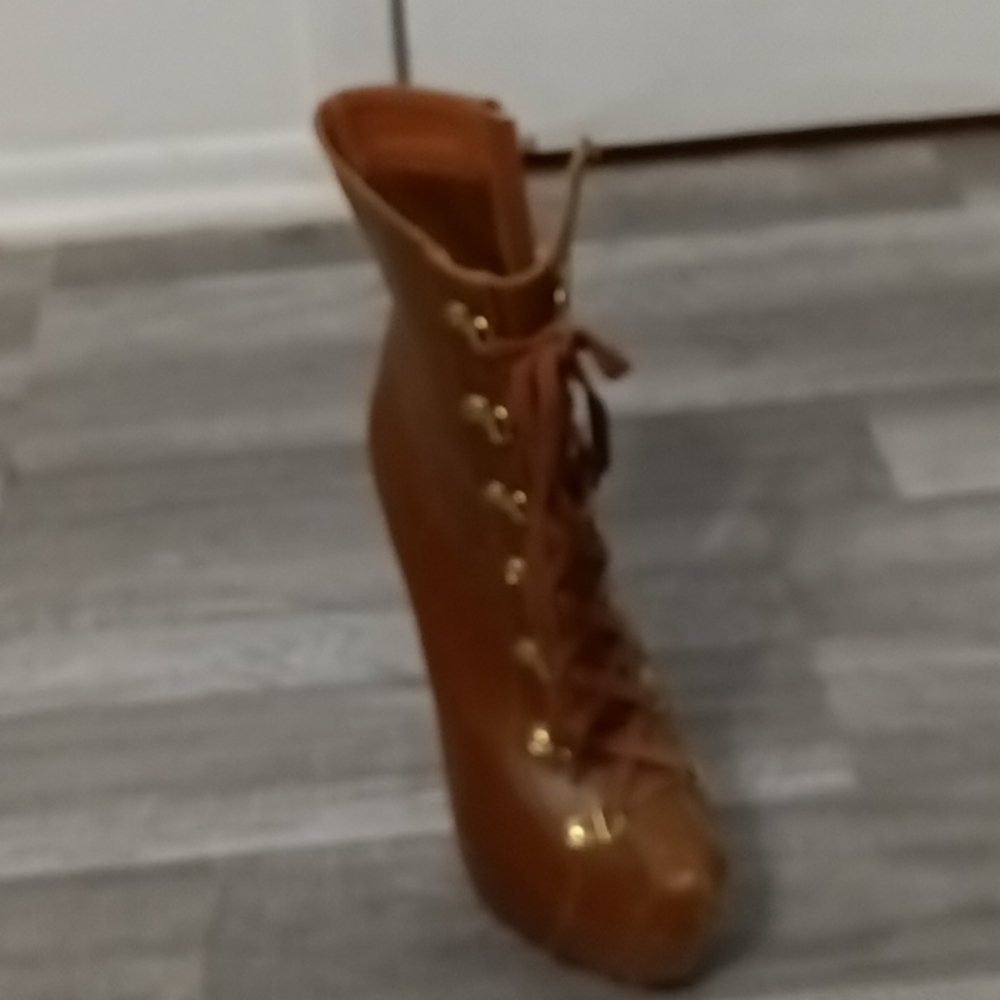 Stilletto Boot